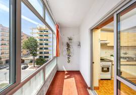 Spacious 1 bedroom apartment well located- Quinta da Malata , Portimão