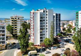 Spacious 1 bedroom apartment well located- Quinta da Malata , Portimão