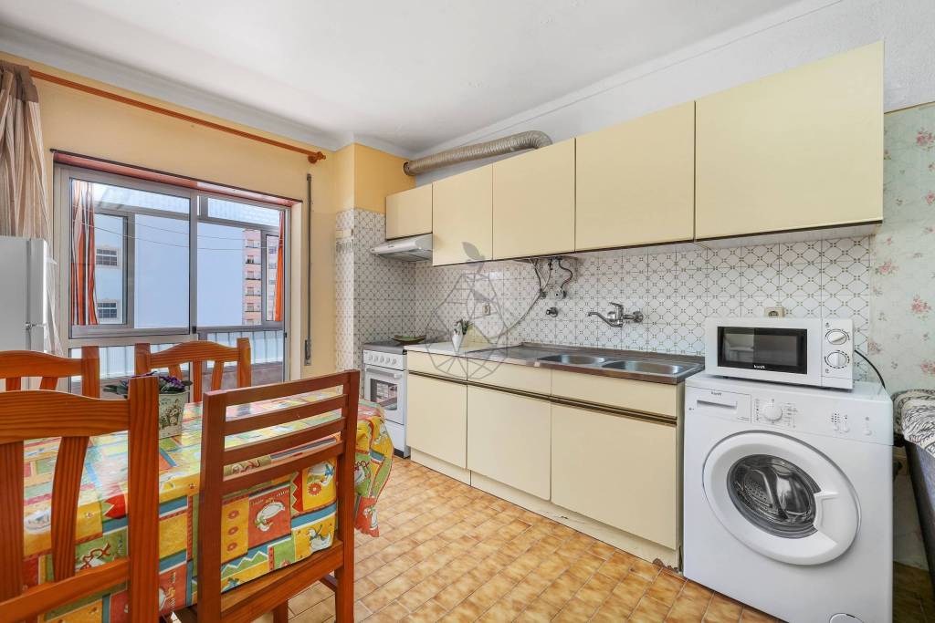 Spacious 1 bedroom apartment well located- Quinta da Malata , Portimão