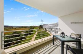 1 Bedroom Apartment with Garage in Luxury Condominium with Outdoor and Indoor Pool, Gym and Exquisite Leisure Areas - Portimão