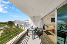 1 Bedroom Apartment with Garage in Luxury Condominium with Outdoor and Indoor Pool, Gym and Exquisite Leisure Areas - Portimão