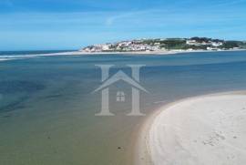 Apartamento T3 com Acesso Direto à Praia