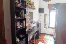Apartamento T2 remodelado a 10 minutos da estação das Mercês