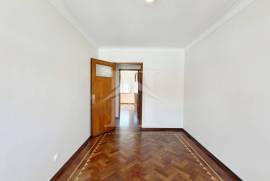 Apartamento T3 no Centro da Parede