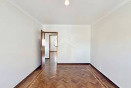Apartamento T3 no Centro da Parede