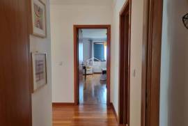 Three bedroom apartment For Rent Câmara de Lobos