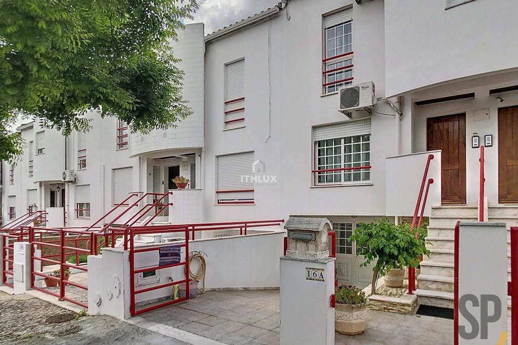 3 bedroom villa with backyard in Bacelo
