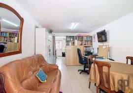 3 bedroom villa with backyard in Bacelo