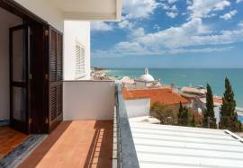 0 bedroom apartment with sea view located in downtown Albufeira, just a few meters from Peneco Beach