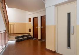 0 bedroom apartment with sea view located in downtown Albufeira, just a few meters from Peneco Beach