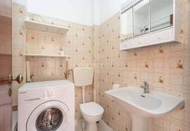 0 bedroom apartment with sea view located in downtown Albufeira, just a few meters from Peneco Beach