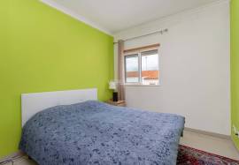 1 + 1 bedroom apartment with 1 parking lot and 2 private terraces located in the center of Tunis