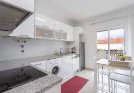 1 + 1 bedroom apartment with 1 parking lot and 2 private terraces located in the center of Tunis