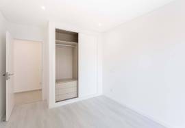 3-Bed Beach Apartment | Nazaré Portugal