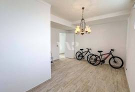 4 Bedroom Apartment with Large Terrace in Quarteira
