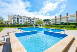 2 Bedroom Apartment with Pool on the Terraces of Pinhal, Vilamoura