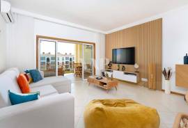 2 Bedroom Apartment with Pool on the Terraces of Pinhal, Vilamoura
