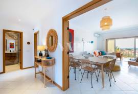 2 Bedroom Apartment with Pool on the Terraces of Pinhal, Vilamoura
