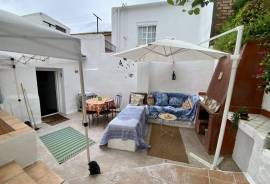 Lemon And Lime Patio Townhouse