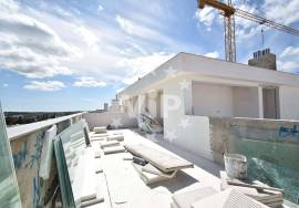 LOULE - HIGH QUALITY TWO BEDROOM APARTMENTS - RESIDENTIAL LIVING IN THE HEART OF THE CITY
