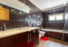 ALBUFEIRA - VILLA - 4 BEDROOMS - SWIMMING POOL - SEA VIEW