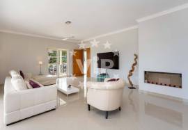 ALBUFEIRA - VILLA - 4 BEDROOMS - SWIMMING POOL - SEA VIEW