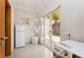 ALBUFEIRA - VILLA - 4 BEDROOMS - SWIMMING POOL - SEA VIEW