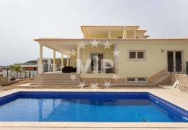 ALBUFEIRA - VILLA - 4 BEDROOMS - SWIMMING POOL - SEA VIEW