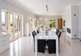 ALBUFEIRA - VILLA - 4 BEDROOMS - SWIMMING POOL - SEA VIEW