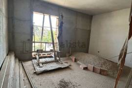 Excellent House To Finish for Sale In Reggio Calabria