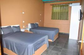 Excellent Beachfront Hotel 15 beds for Sale In Manabi