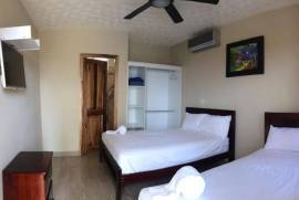 Excellent Beachfront Hotel 15 beds for Sale In Manabi