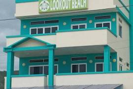 Excellent Beachfront Hotel 15 beds for Sale In Manabi