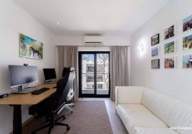 Modern Townhouse with Stunning Sea Views, Meia Praia, Lagos