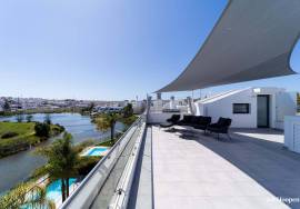 Modern Townhouse with Stunning Sea Views, Meia Praia, Lagos
