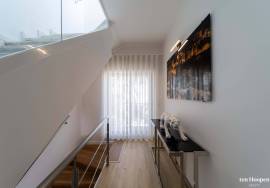 Modern Townhouse with Stunning Sea Views, Meia Praia, Lagos