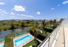 Modern Townhouse with Stunning Sea Views, Meia Praia, Lagos