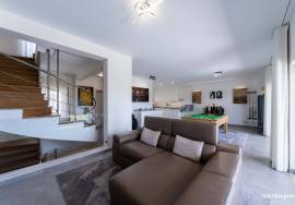 Modern Townhouse with Stunning Sea Views, Meia Praia, Lagos