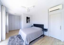 Modern Townhouse with Stunning Sea Views, Meia Praia, Lagos