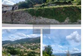 House with approved project Ponte da Barca
