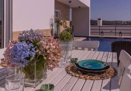 Stunning luxury 5-bedroom villa, located in the prestigious area of Alto Lagoal, Caxias - Oeiras Stunning luxury 5-bedroom villa, located in the prestigious area of Alto Lagoal, Caxias - Oeiras