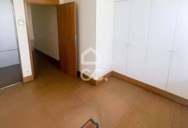 Commercial property Vila Nova de Famalicão Delães