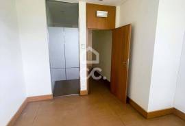 Commercial property Vila Nova de Famalicão Delães