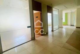 Commercial property Vila Nova de Famalicão Delães