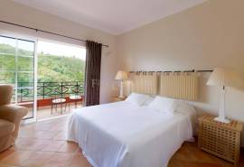 Monchique – Estate with two Villas, breathtaking mountain views and private pools