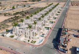 Modern 3-bedroom house with outdoor pool and solarium