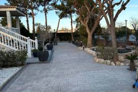 For sale this spectacular villa in one of the most prestigious areas of San Vicente del Raspeig (Alicante)