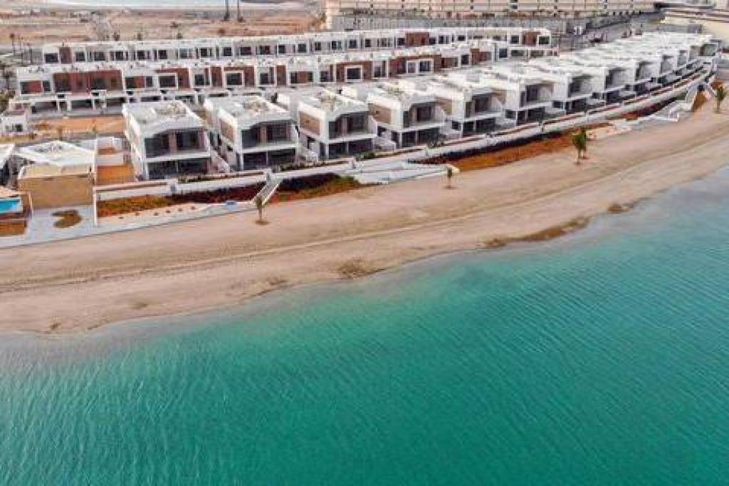 Exclusive High Floor In demand Layout - Real Estate Opportunity in Dubai