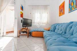 Novigrad, surroundings! Apartment just 200 m from the sea!