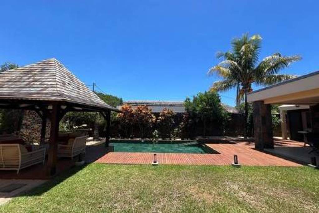 STUNNING 3-BEDROOM VILLA WITH PRIVATE POOL AT GRAND BAIE – MAURITIUS